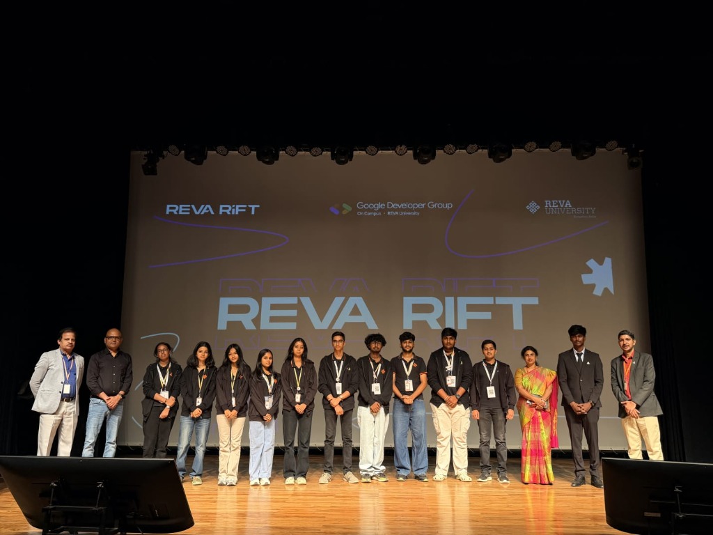 Organizing team stage photo